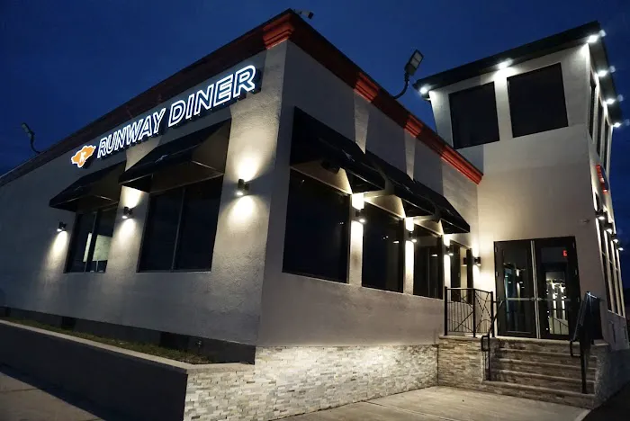 Runway Diner Picture 1