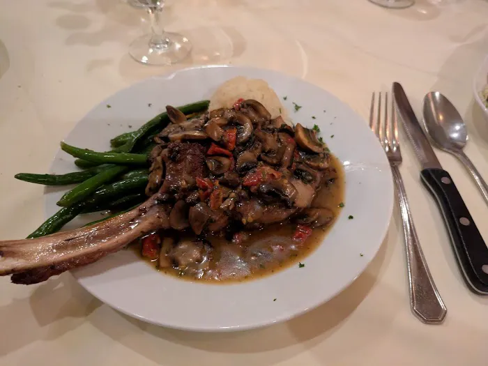 La Lanterna Cafe & Grill Picture 1
