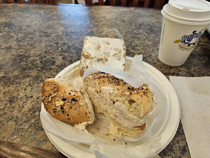 Bagel Mentch Picture 4