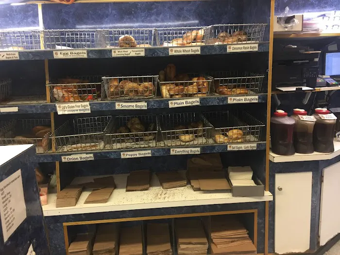 Bagel Hut Picture 4