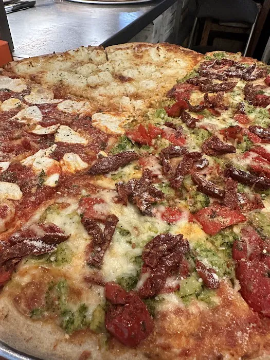Royas Great Neck Kosher Pizza Picture 8