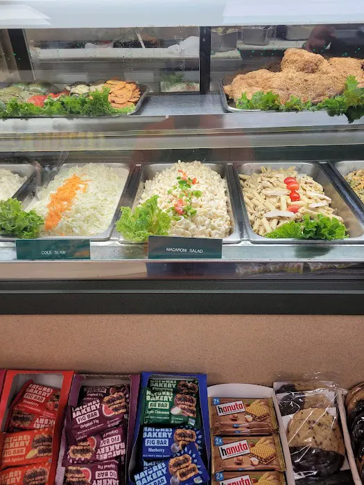 Deli On the Green Picture 8