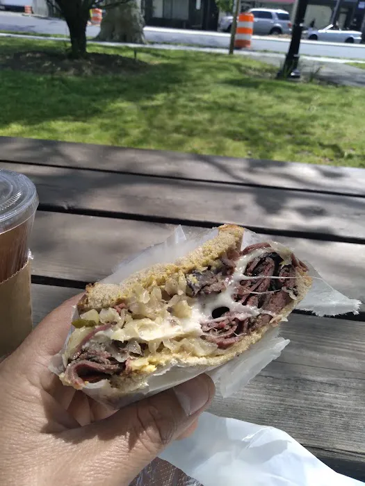 Deli On the Green Picture 4