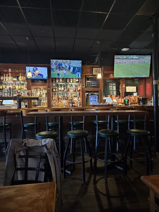Greens Irish Pub Picture 1