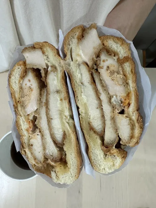 435 Manhasset Deli Picture 6