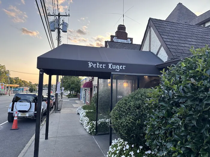 Peter Luger Steak House Picture 2