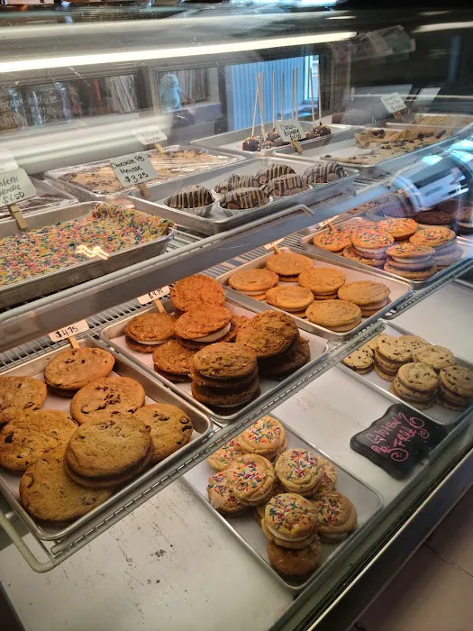 Sweet To Lick vegan bakery Picture 6