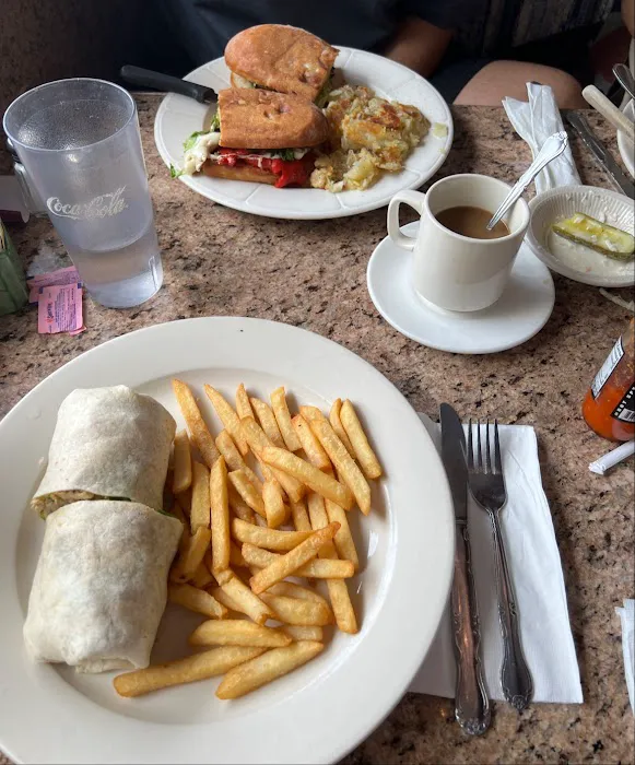 Williston Townhouse Diner Picture 8
