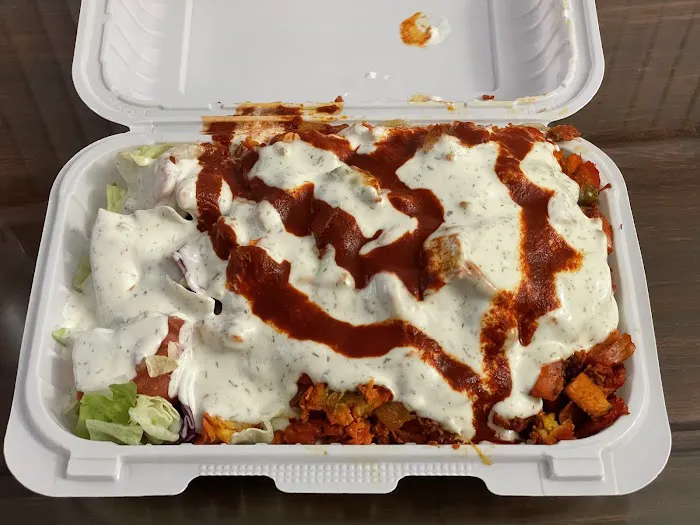 Hamza & Medina Halal Food Picture 3