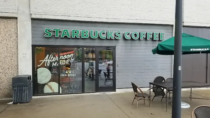 Starbucks Picture 10