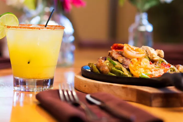 El Tololoche mexican restaurant Picture 9