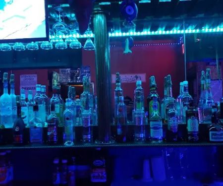 1 Quetzal bar
