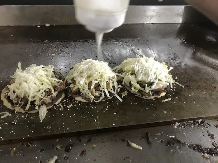 Ootzil Deli & Grocery Picture 10