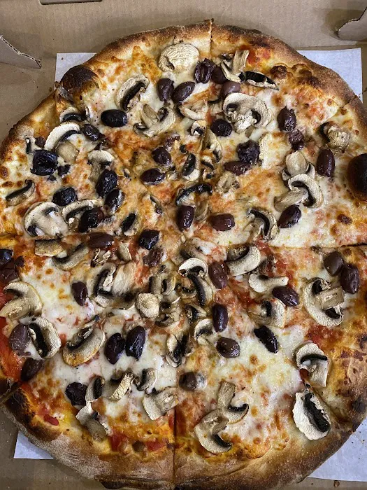 Teri's Pizzeria Picture 6