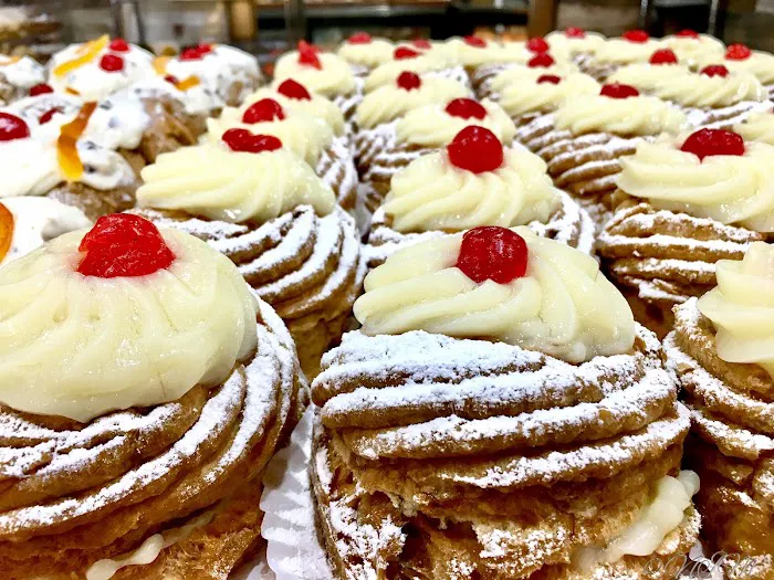Cannoli Plus Picture 8