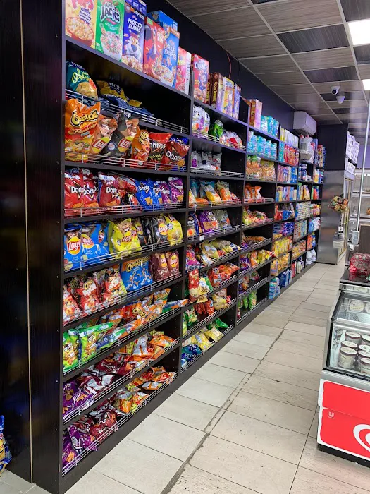 A & I Deli & Grocery Picture 10