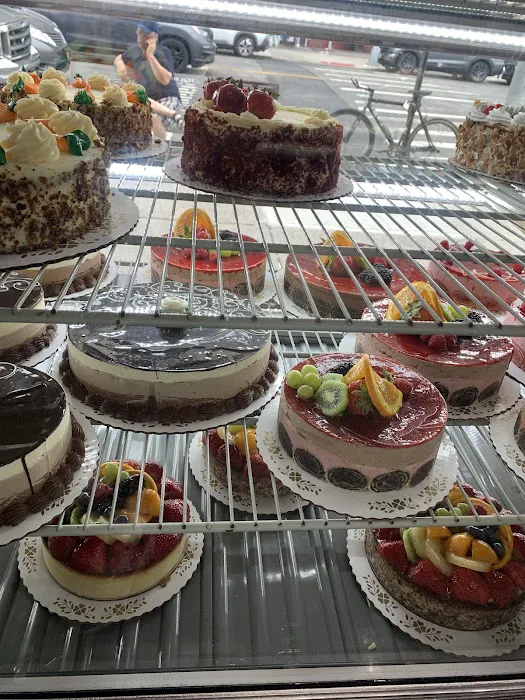 Rimini Pastry Shoppe Picture 9
