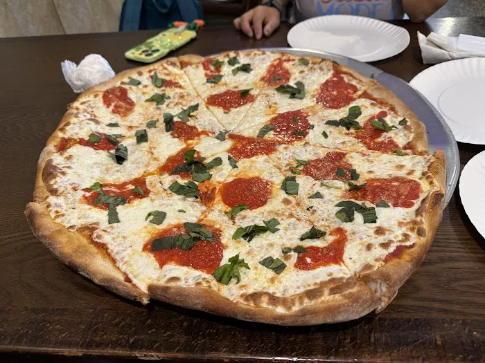 Torre's Italian Restaurant & Pizza Picture 1