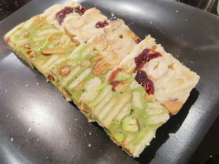 Snowbits Tea & Confections Picture 6