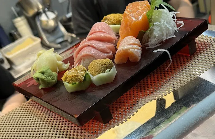 Osaka Fusion BBQ & Sushi 藏王居 です Picture 1