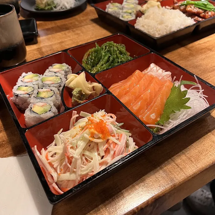 Osaka Fusion BBQ & Sushi 藏王居 です Picture 5