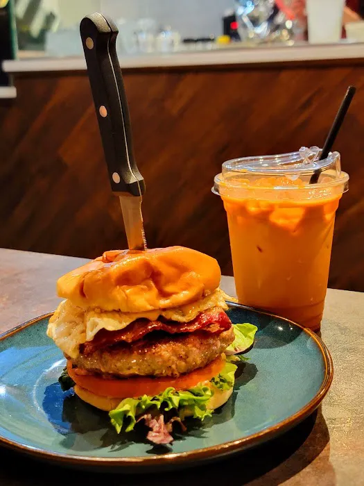 Hangover Burger Picture 8