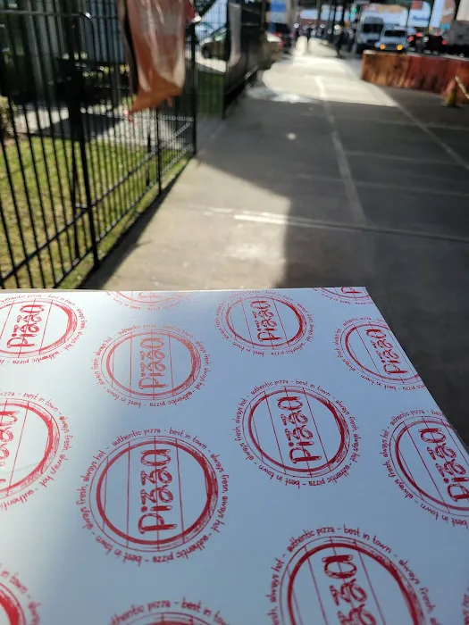 Tato's Pizza Picture 6