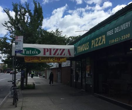 Tato's Pizza