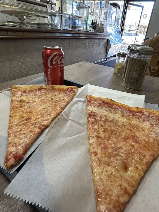 Luna Kings Pizzeria Picture 7