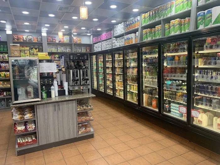 Stillwell 86 DELI & GRILL Picture 2