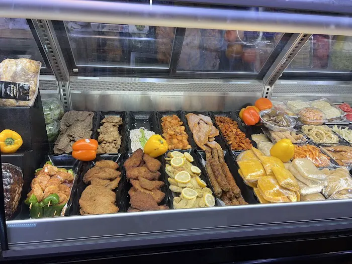 Penuela Deli Grocery Picture 7