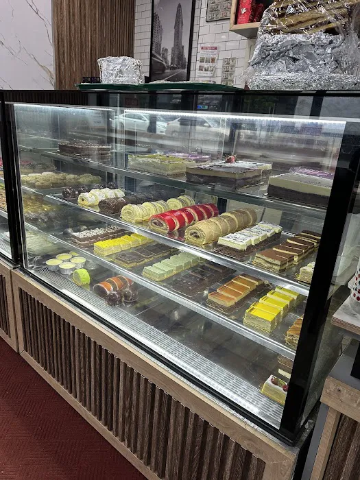 L'Algeroise French pâtisserie Picture 7