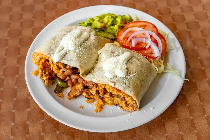 Chequito’s Mexican Food And Pizzeria Picture 3