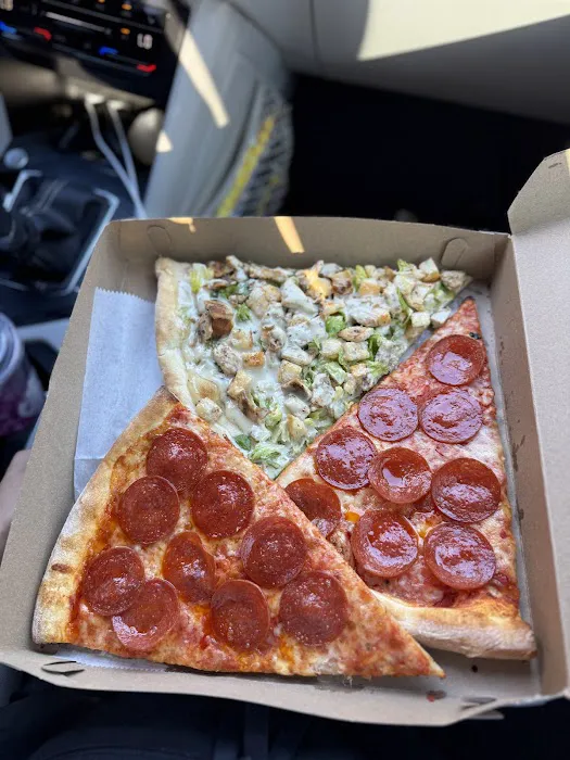 La Bella Pizza Picture 4