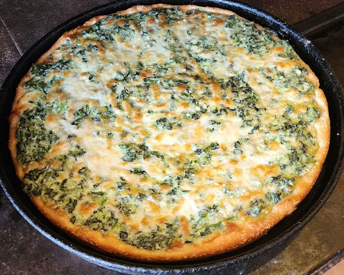 AvenUe Pizza Picture 4