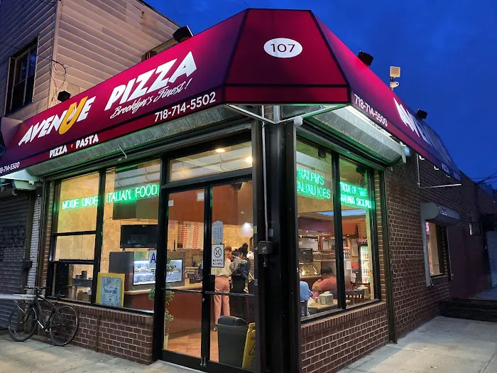AvenUe Pizza Picture 10