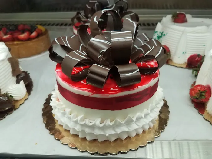 Nuccio's Bakery Picture 5