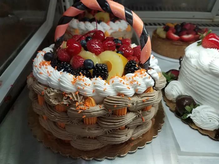 Nuccio's Bakery Picture 6