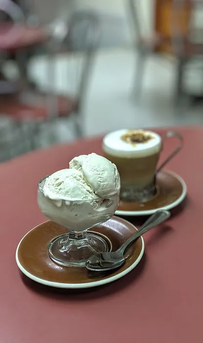 Caffe Caggiano Picture 2