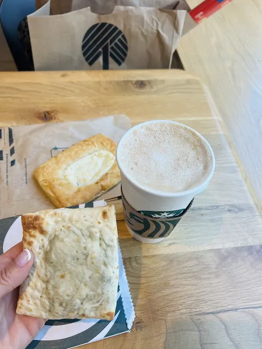 Starbucks Picture 8