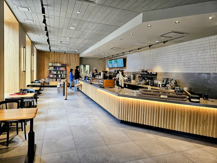 Starbucks Picture 10