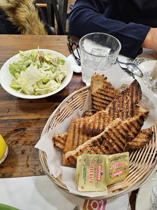 Sunflower Cafe Picture 8