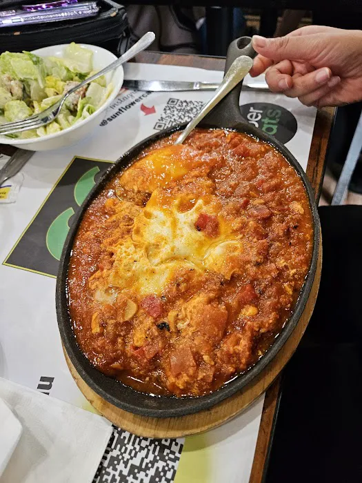 Sunflower Cafe Picture 5