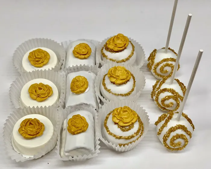 SHLOIMY'S BAKERY Picture 5