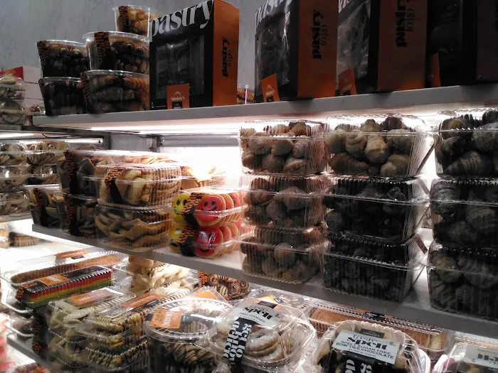 SHLOIMY'S BAKERY Picture 7