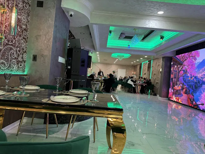 Family Uz Restobar Picture 2