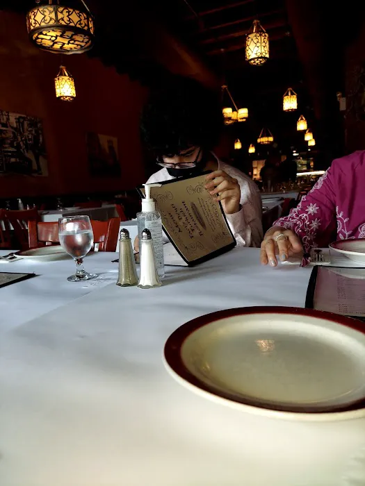 Halal Restaurant Picture 8