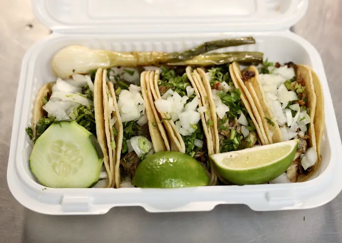 Tacos El Paisa ( Bay Parkway ) Picture 7