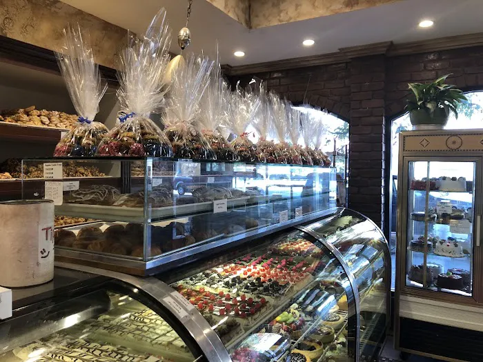 Grandma's Bakery Picture 4