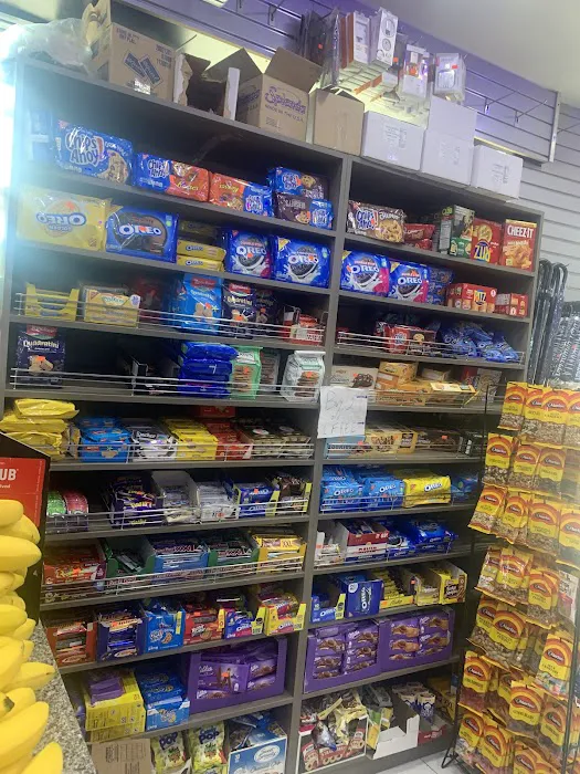 Ave P Deli Picture 3